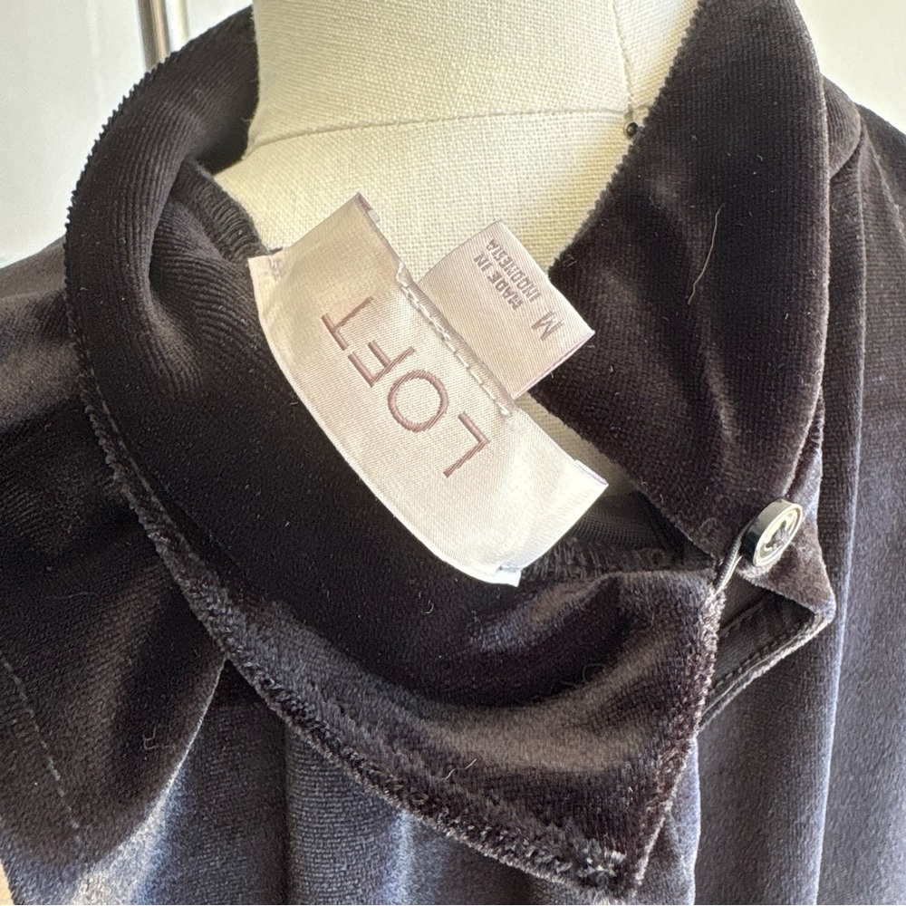 LOFT Black Sleeveless Velvet Mock Turtleneck Top Medium - Picture 6 of 8